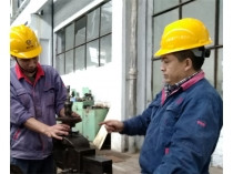 四帥組合虎虎生威——記飛球公司動(dòng)力車間鉗工組